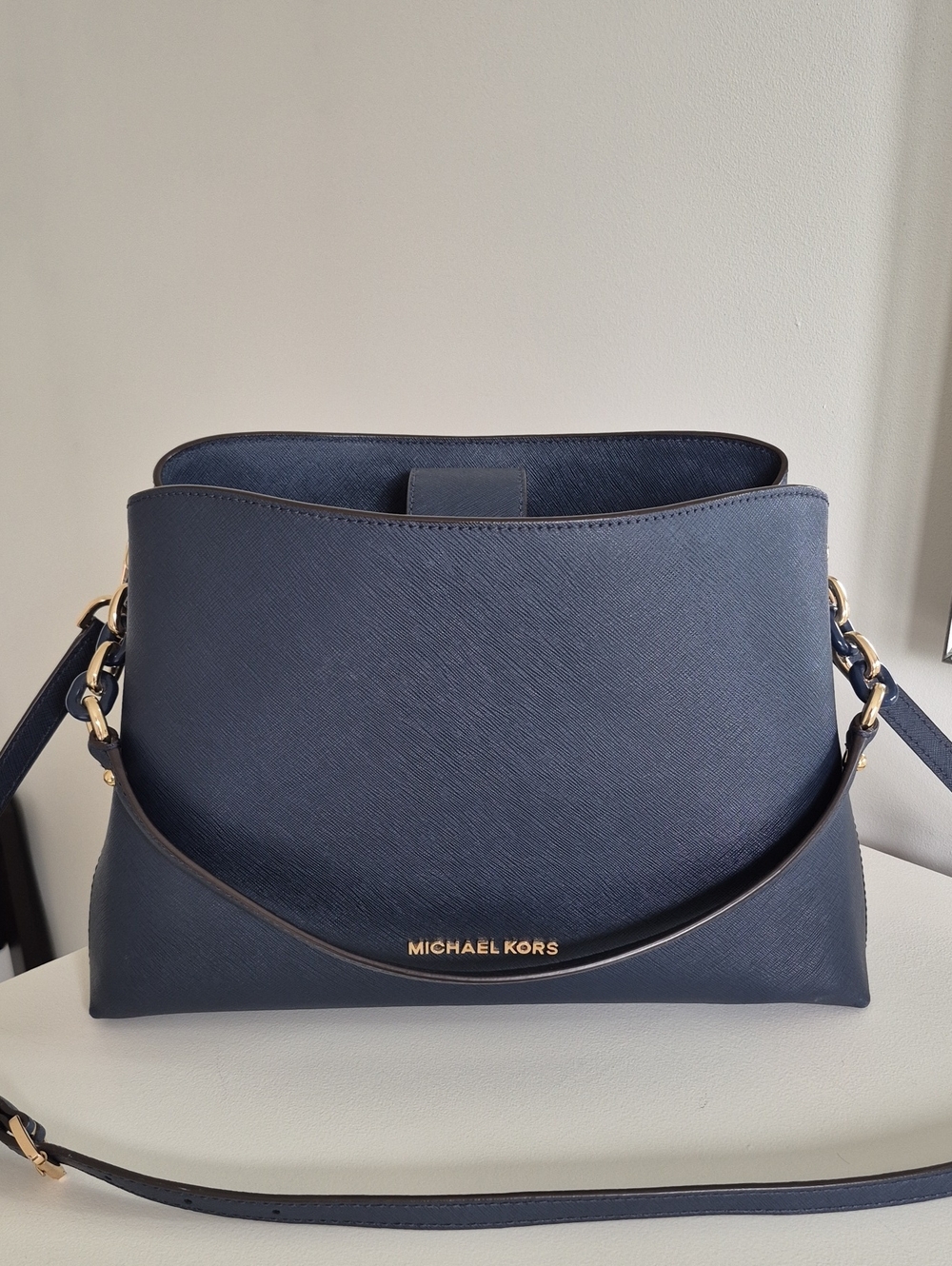 MICHAEL KORS Navy Saffiano Leather Shoulder Bag with Gold Hardware